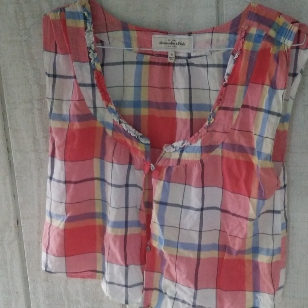 Cute Abercrombie and fitch top